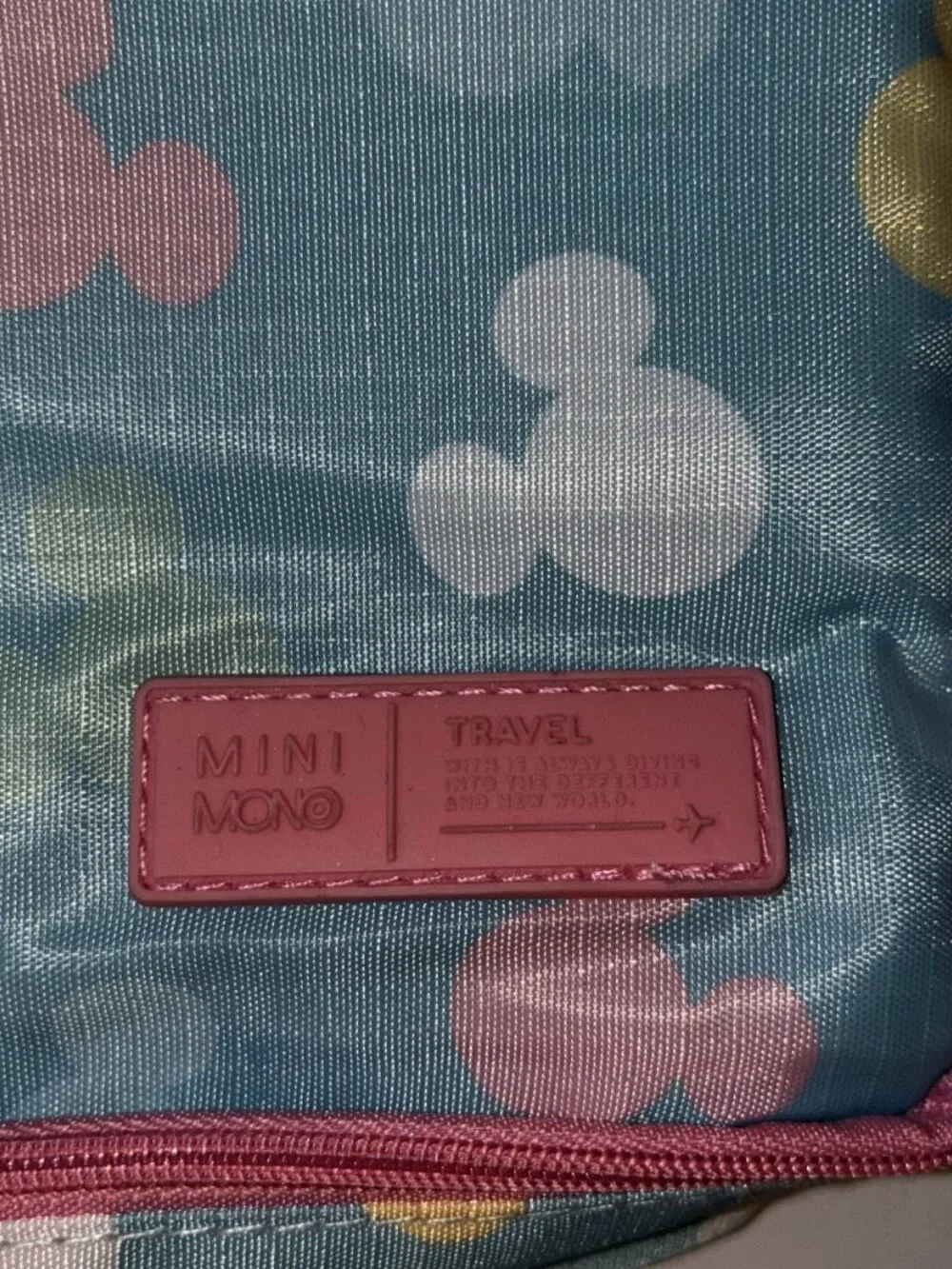 Mini Momo Disney Mickey Mouse Travel Pouch